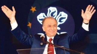 Бившият президент на Румъния Йон Илиеску почина на 95-годишна възраст